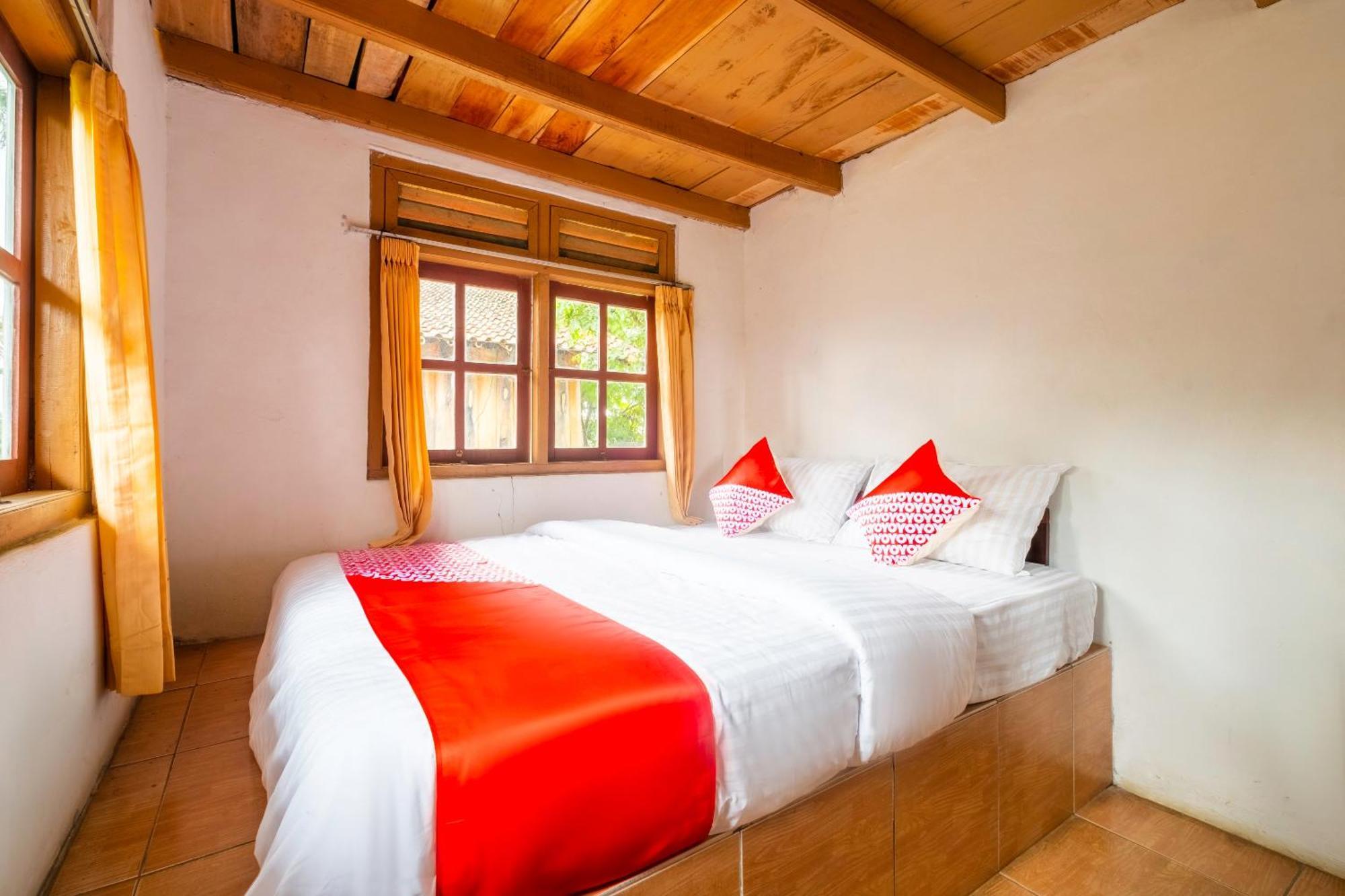 Oyo 2278 Cikidang Hunting Resort Sukabumi Exterior foto